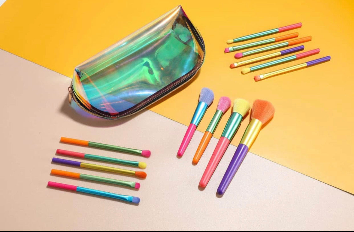 Multi-Colored Make-up Brush Set